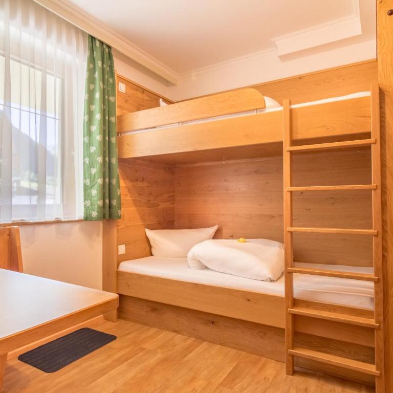 Pension Rosenhügel - Familienzimmer - 7