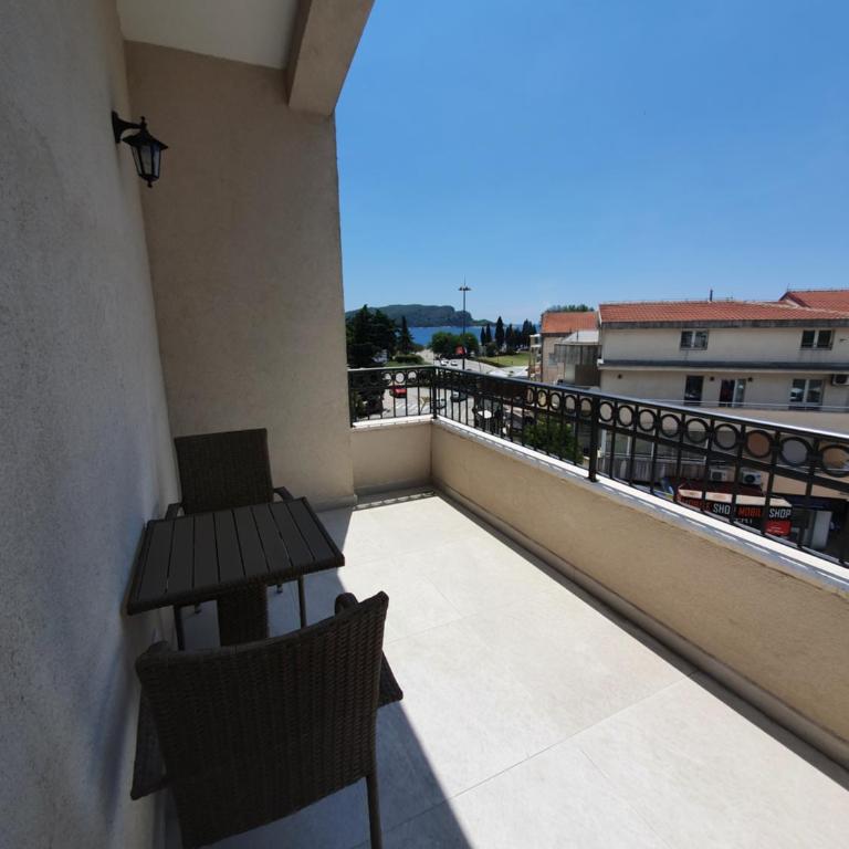 Apartments Boreta - Deluks Dvokrevetna soba sa Bračnim Krevetom, Balkonom i Pogledom na More - 13