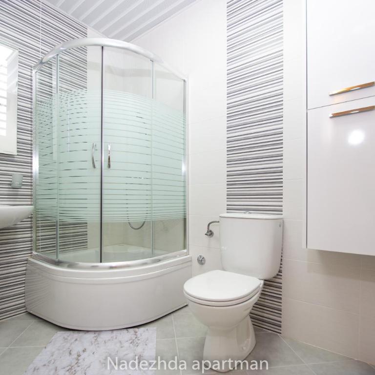 Marina Becici - Two-Bedroom Apartment - 17