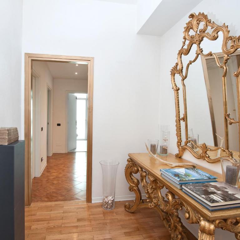 Verona Maison - Double Room with Shared Bathroom - 5