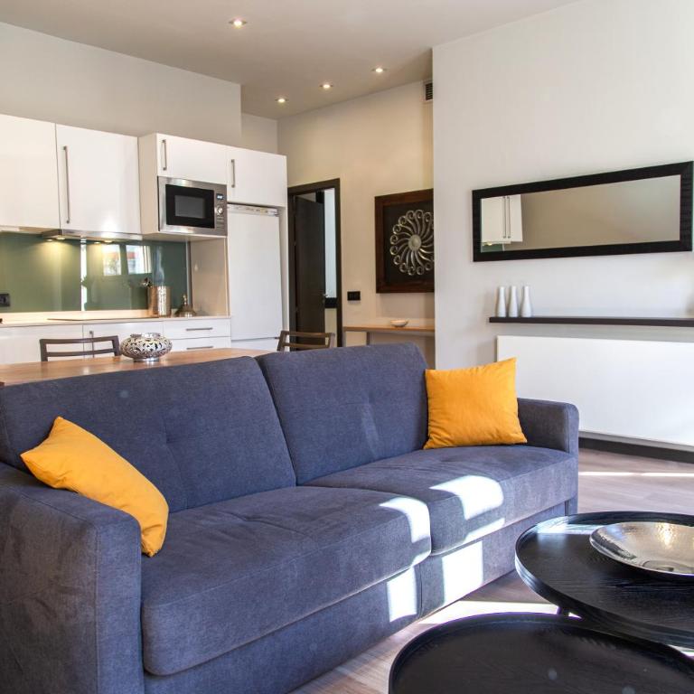 Inspired by EnjoyApartments - Two-Bedroom Apartment with Balcony - 12