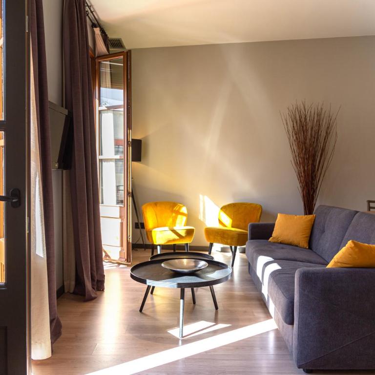 Inspired by EnjoyApartments - Two-Bedroom Apartment with Balcony - 26