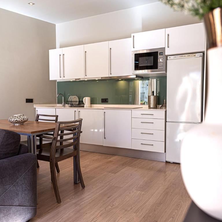 Inspired by EnjoyApartments - Two-Bedroom Apartment with Balcony - 44