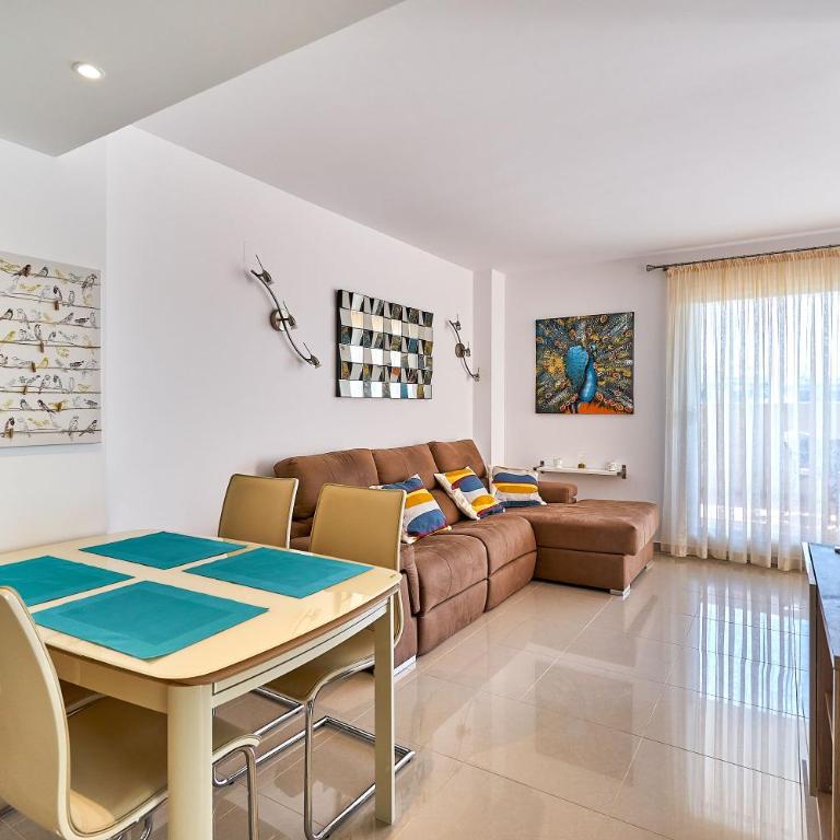 Apartamento La Marina - Apartamento de 2 dormitorios - 2