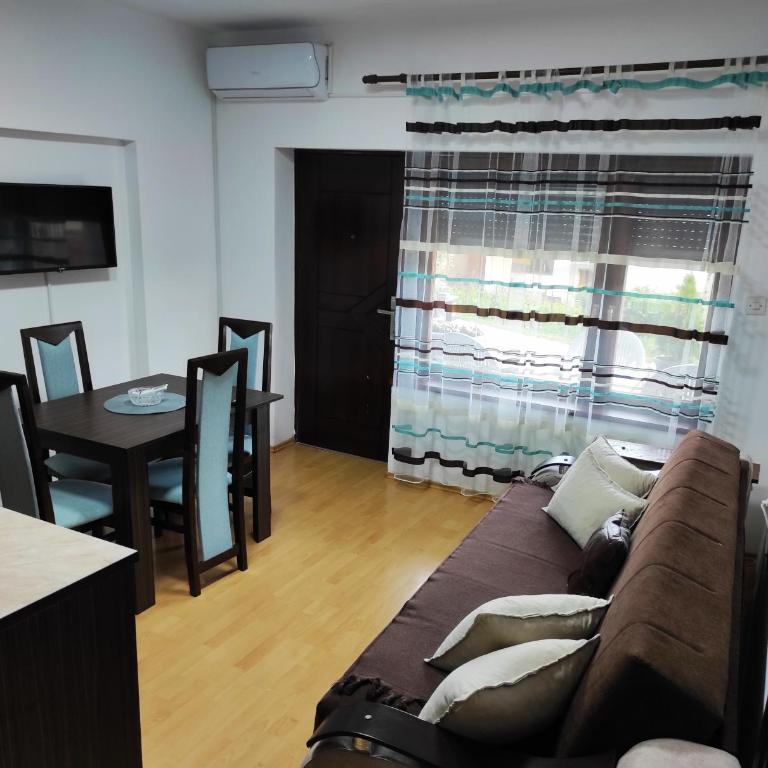 Vila Dinka - Apartman sa Balkonom - 7