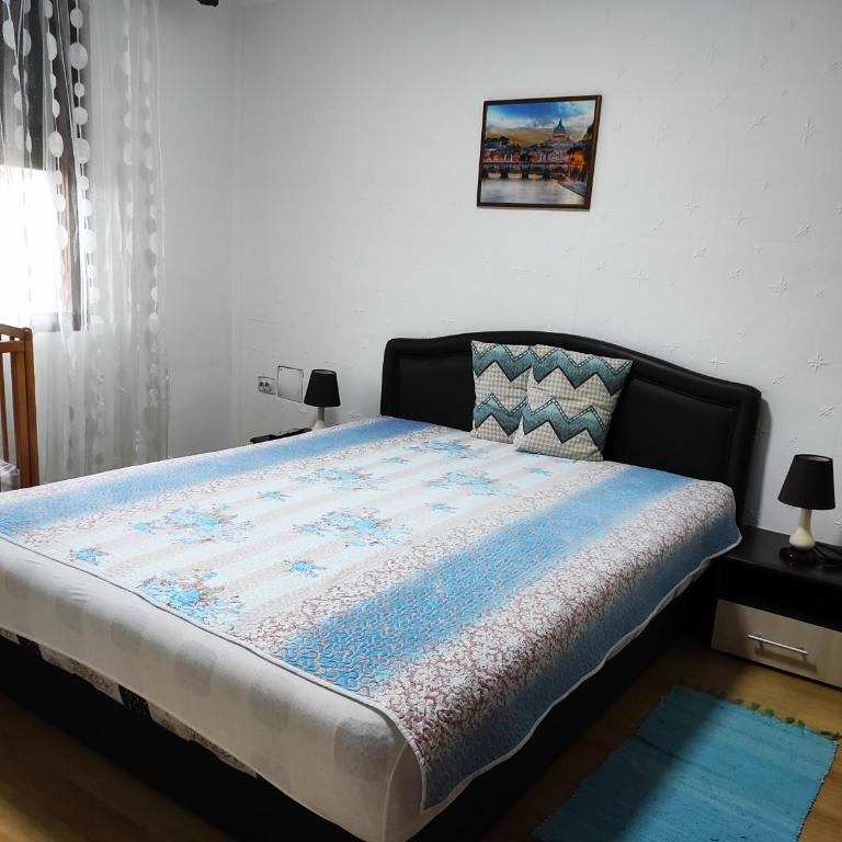Vila Dinka - Apartman sa Balkonom - 2