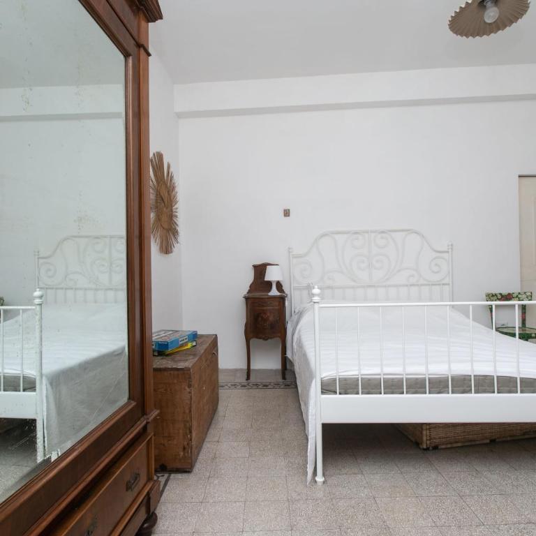 S190 - Sirolo, trilocale in piazza - Appartamento con 2 Camere da Letto - 11