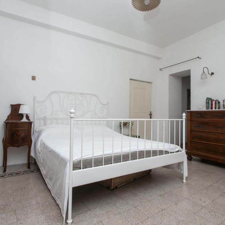 S190 - Sirolo, trilocale in piazza - Appartamento con 2 Camere da Letto - 12