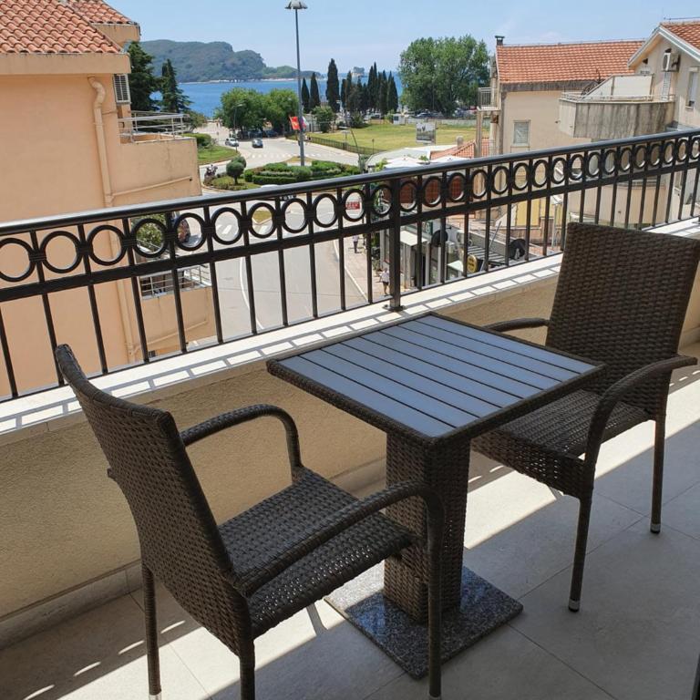 Apartments Boreta - Deluks Dvokrevetna soba sa Bračnim Krevetom, Balkonom i Pogledom na More - 14