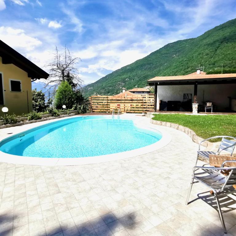 BLUE HOUSE by Design Studio - Camera Familiare con Vista Montagna - 2
