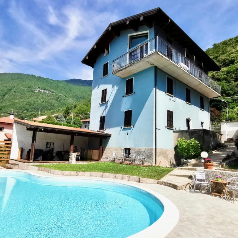 BLUE HOUSE by Design Studio - Camera Familiare con Vista Montagna - 1