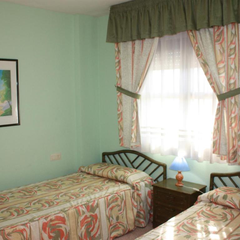 Apartamentos Aventura Salou - Apartamento Superior - 6