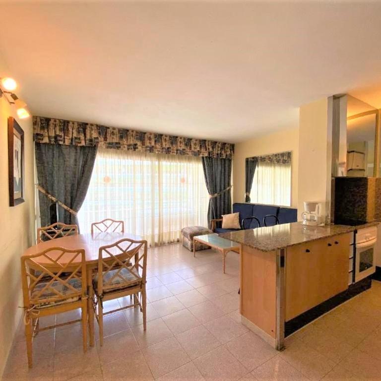 Apartamentos Aventura Salou - Apartamento Superior - 11