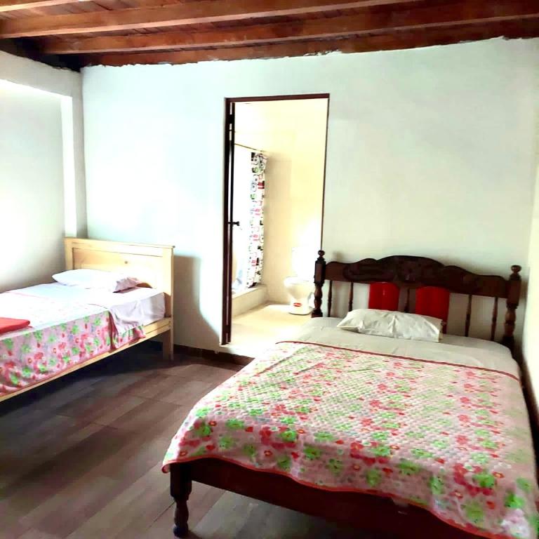 Candurumy Lodge - Habitación Cuádruple Clásica - 11