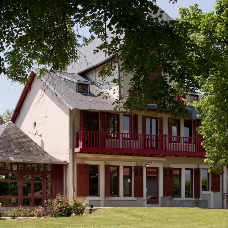 Chambres de charme avec piscine - Le Monde de Charlie - Proche Vichy - Chambre Double Deluxe avec Balcon - 4