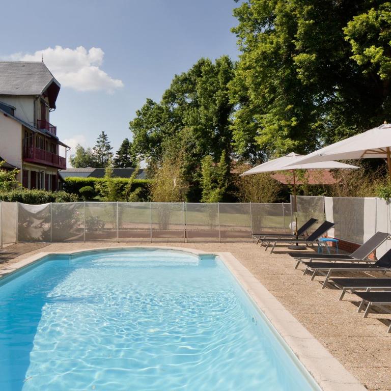 Chambres de charme avec piscine - Le Monde de Charlie - Proche Vichy - Chambre Double Deluxe avec Balcon - 1