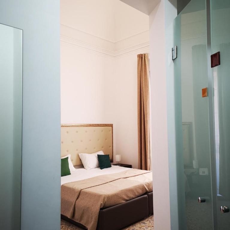 Hotel Valentino - Comfort Triple Room - 7