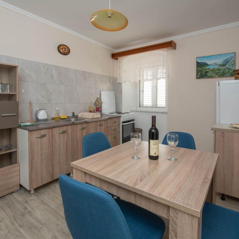Apartments Radimir - Apartment with Sea View - 12