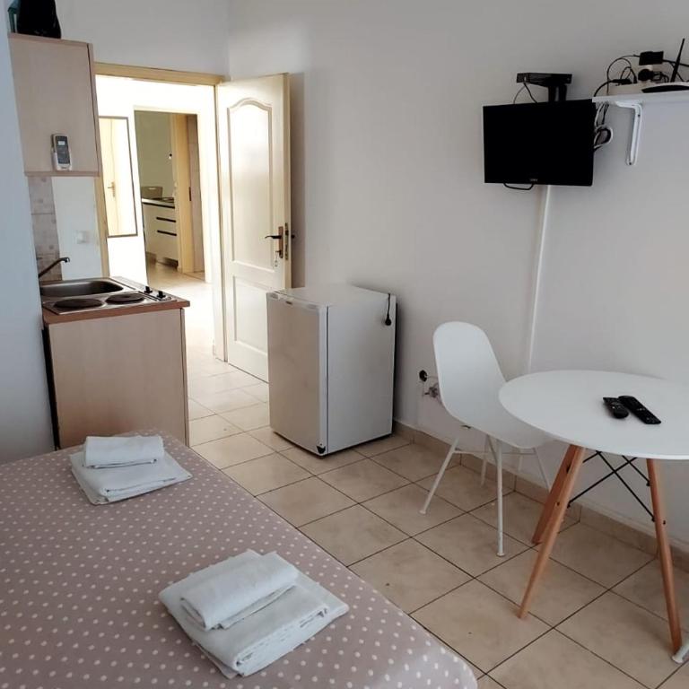 Apartments Beba Zalad - Studio with Balcony (3 Adults) - 16