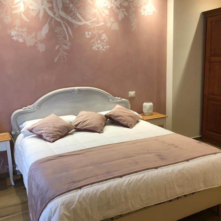 CAVALIERE suite & rooms - Camera Matrimoniale con Bagno Privato - 3