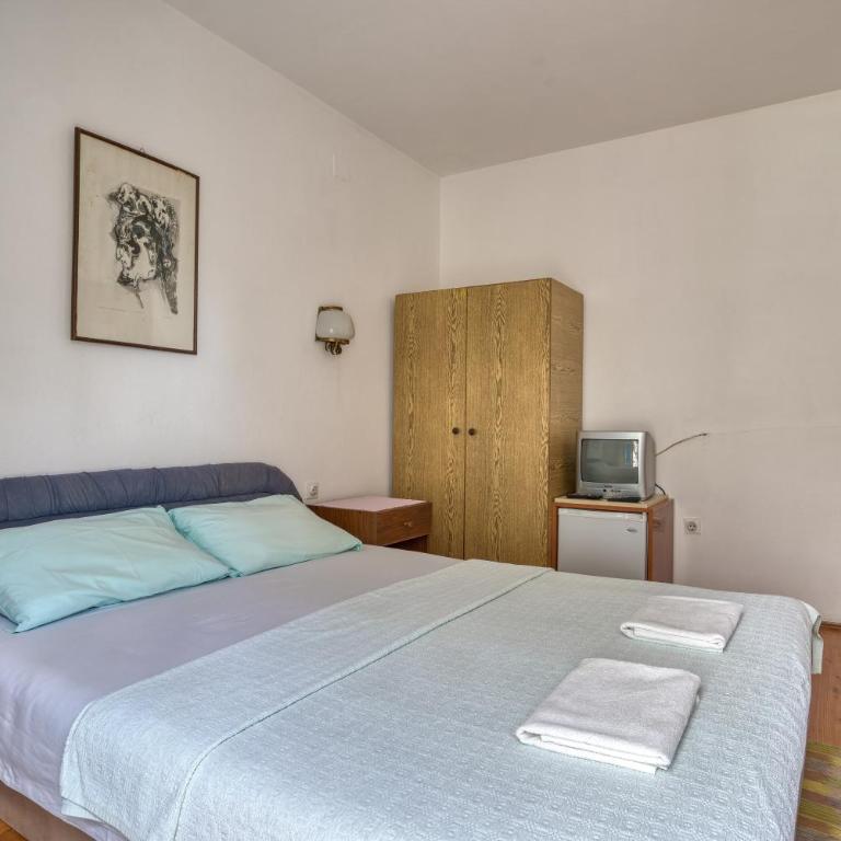 Guest House Vukovic - Double Room - 11
