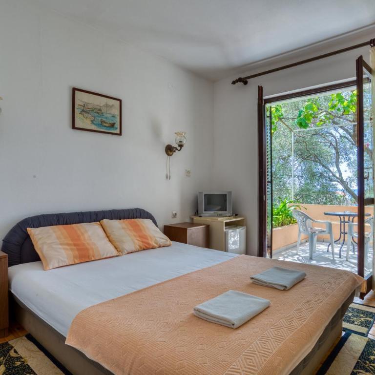 Guest House Vukovic - Double Room - 22