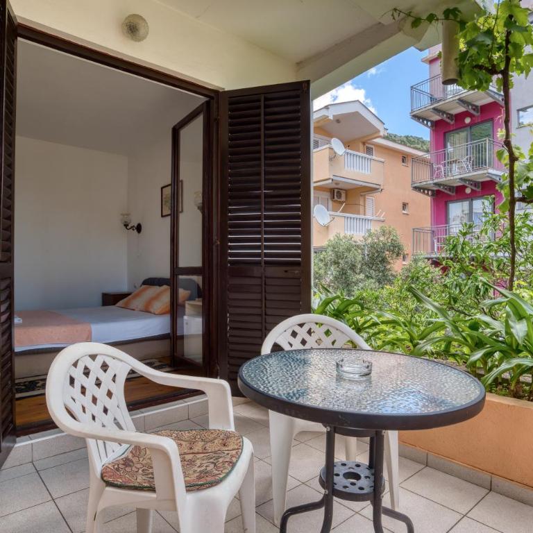 Guest House Vukovic - Double Room - 20