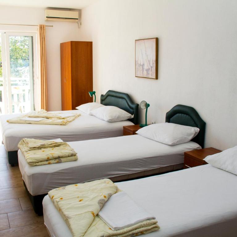 Guest House Galija - Family Studio - 11