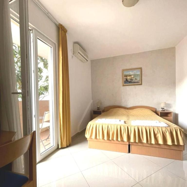 Garni Hotel S Coast - Apartman sa Terasom - 2