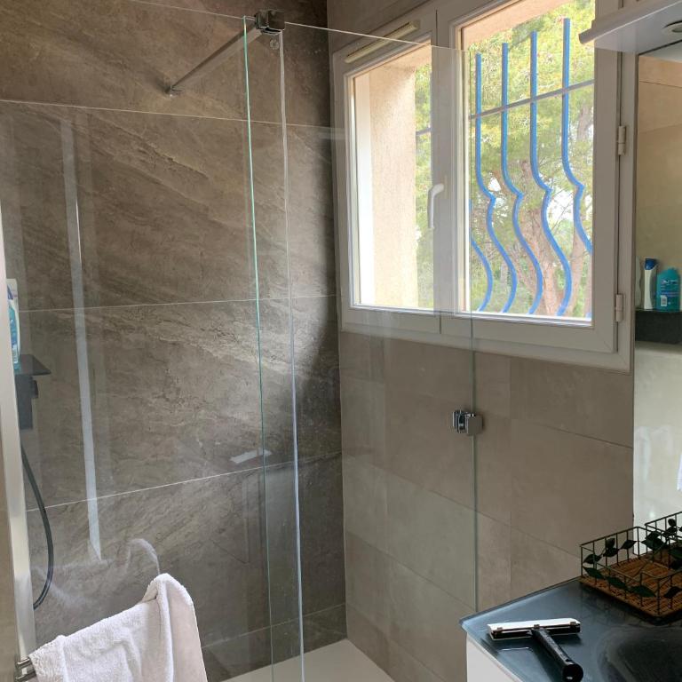 Chambres de la Terre Blanche - Chambre Double avec Salle de Bains Commune - 15