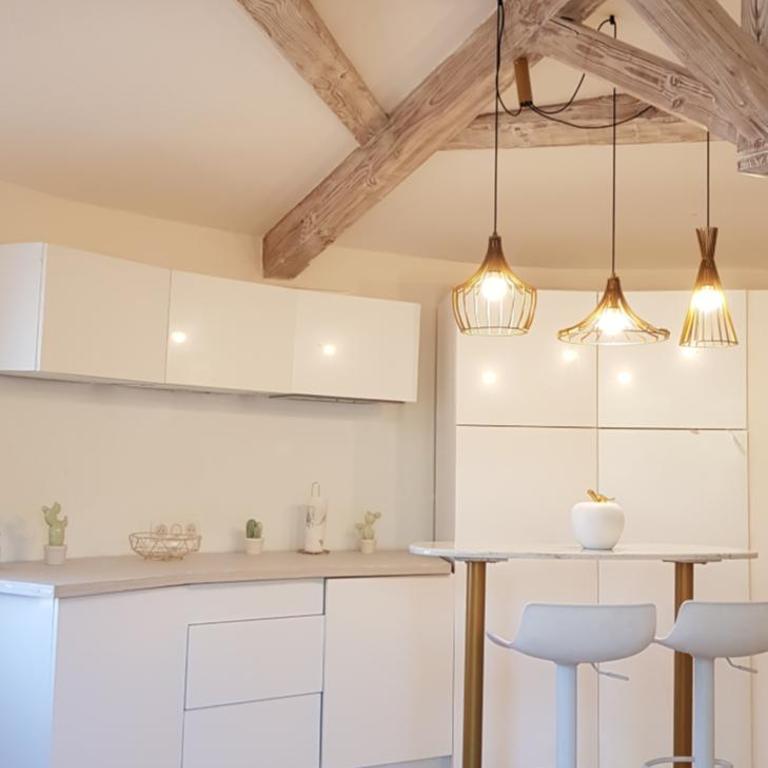 Studio villa château Currault - Appartement 1 Chambre - 16
