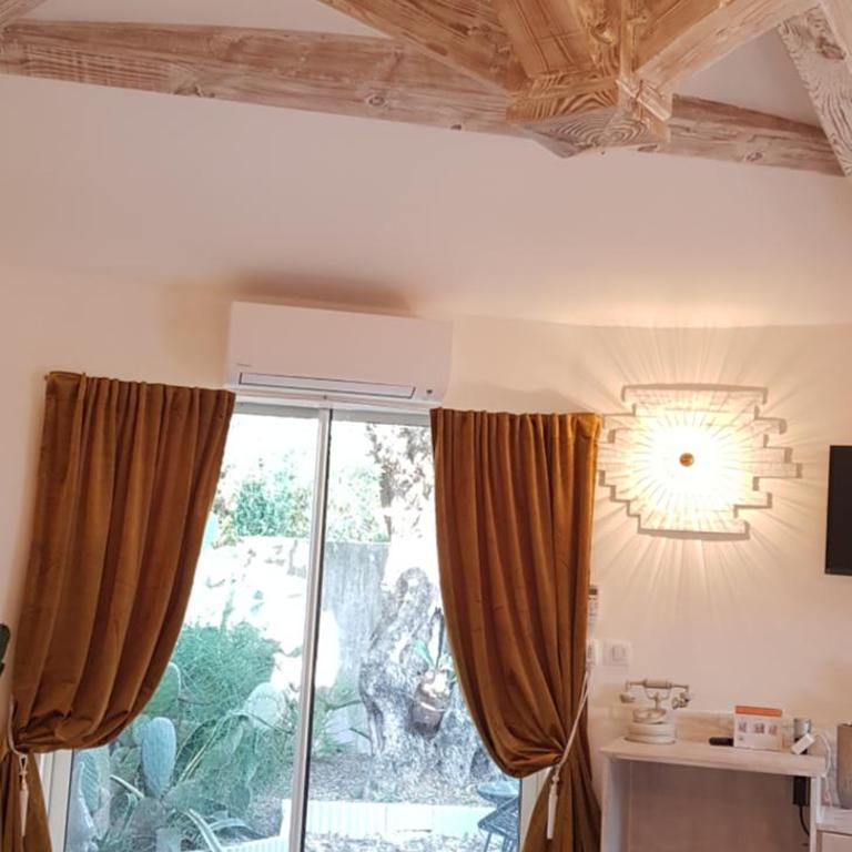 Studio villa château Currault - Appartement 1 Chambre - 21
