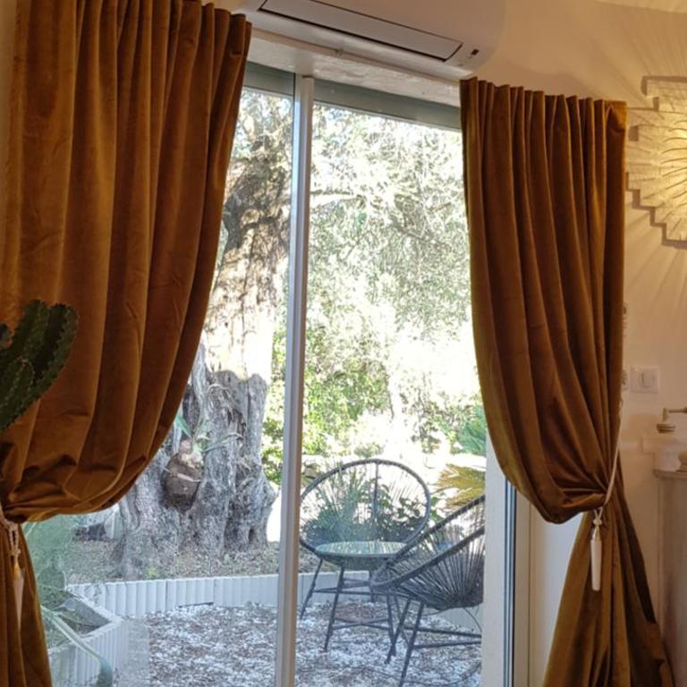 Studio villa château Currault - Appartement 1 Chambre - 22