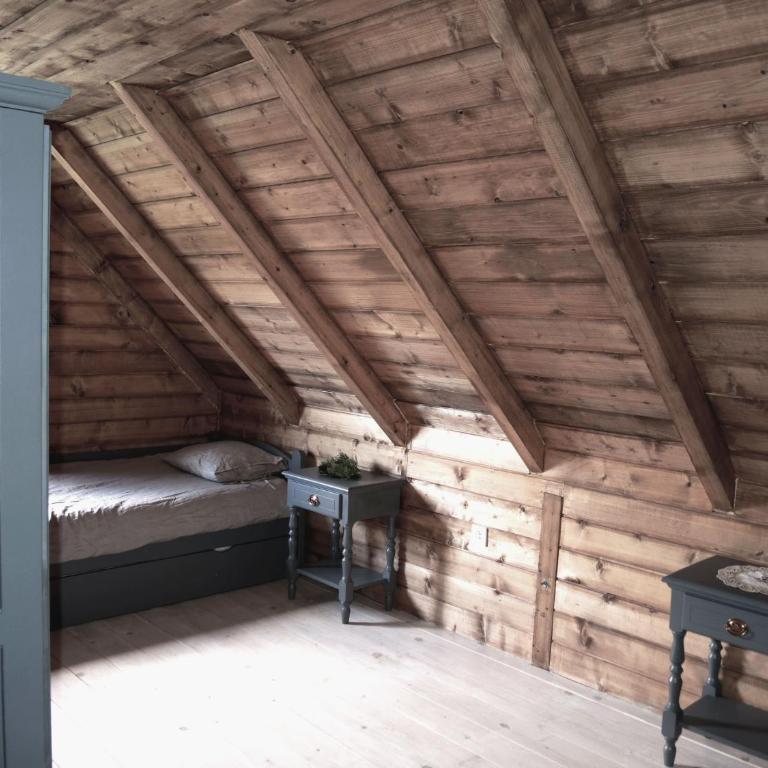 Chalet Lily - Two-Bedroom Chalet - 31
