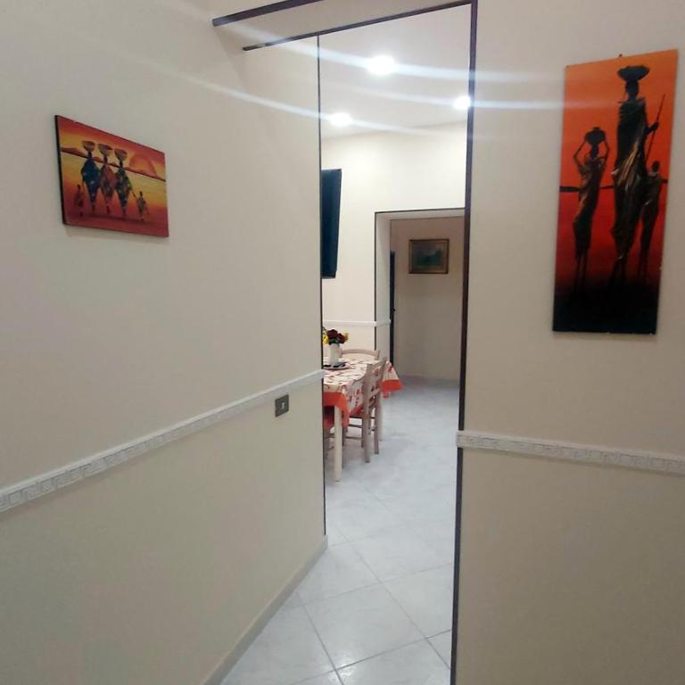 CASA BORBONICA - Appartamento Familiare con 2 Camere da Letto - 12