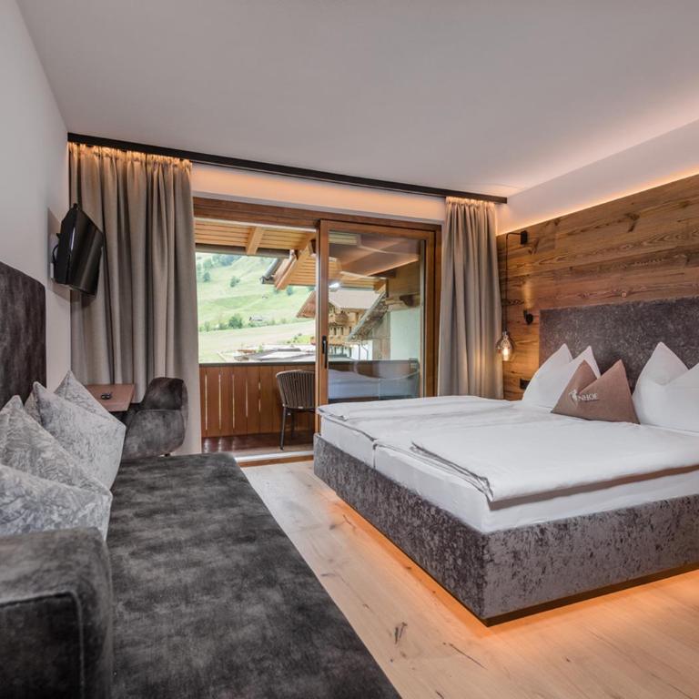 Hotel Alpenhof - Deluxe Doppelzimmer mit Balkon - 10
