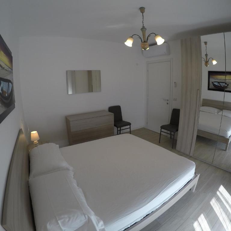 RESIDENCE CAORLE TRILOCALE CON PISCINA - Agenzia Cocal - Appartamento con 2 Camere da Letto - 3