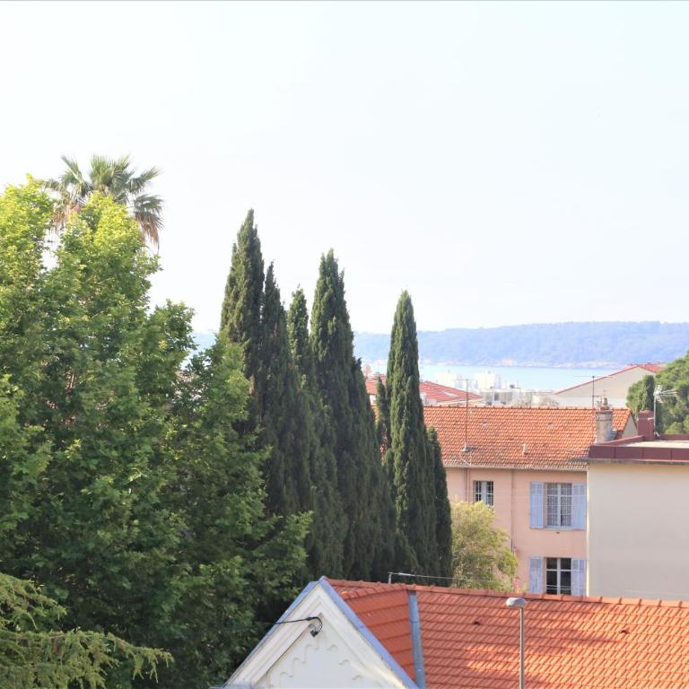 ROOFTOP CROISETTE/ALEXANDRE III - Appartement 2 Chambres - 25