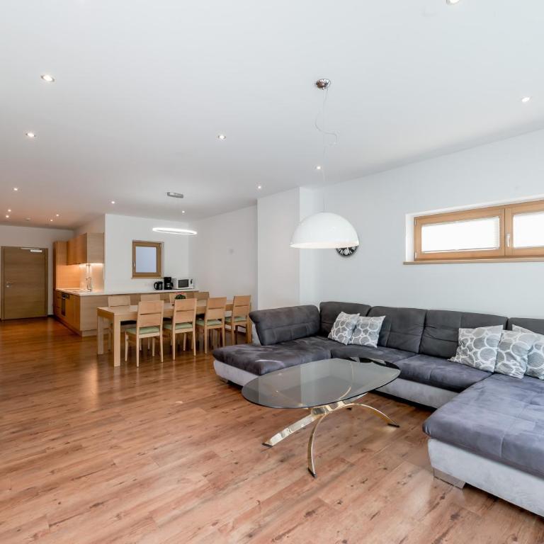 Apart Hotel Garni Wieser - Apartment mit 3 Schlafzimmern und einem Balkon oder einer Terrasse - 7