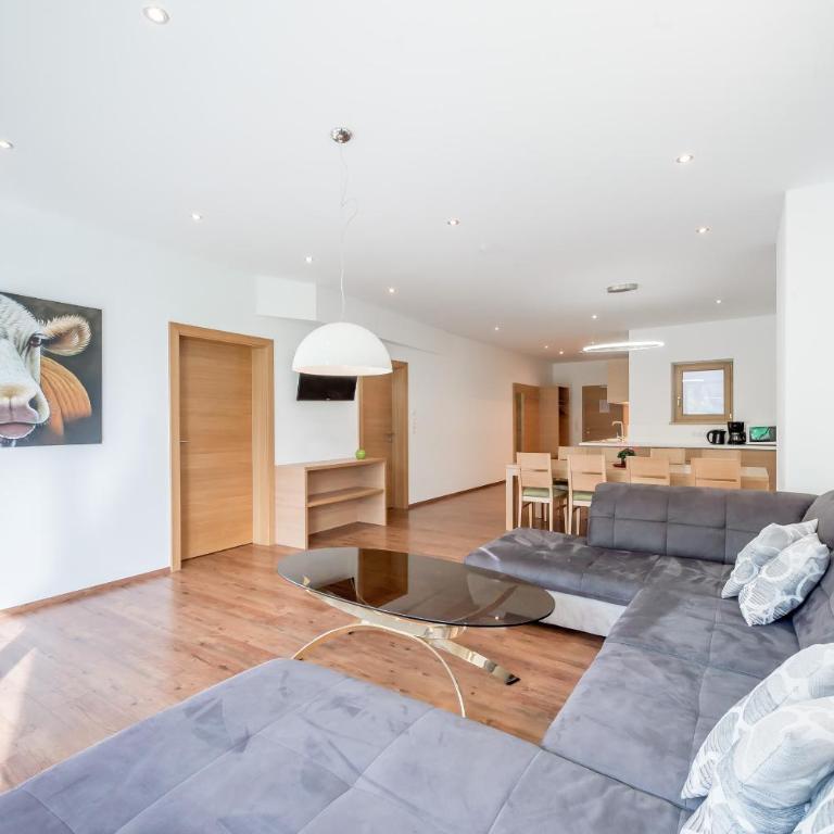 Apart Hotel Garni Wieser - Apartment mit 3 Schlafzimmern und einem Balkon oder einer Terrasse - 9