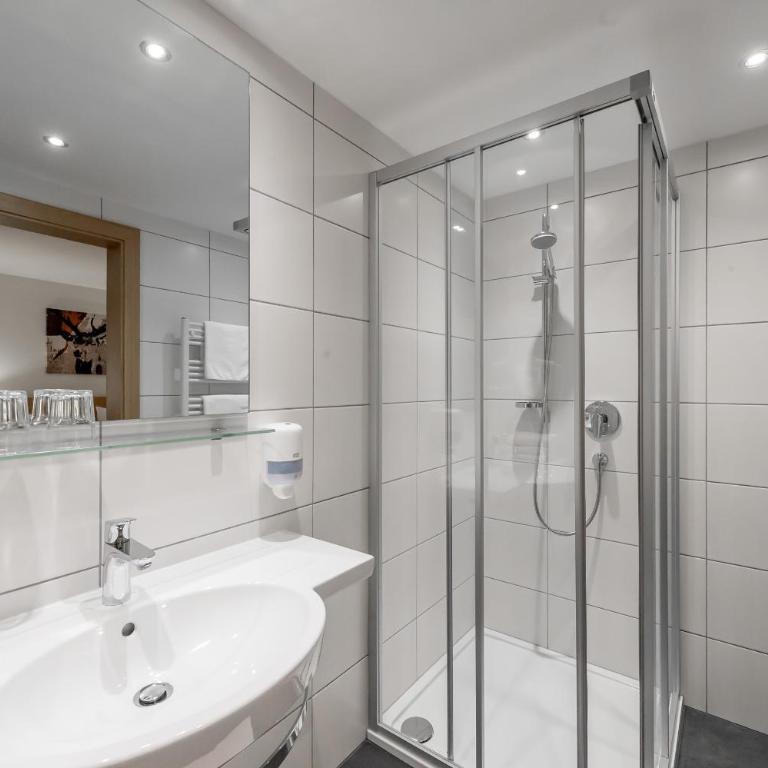 Apart Hotel Garni Wieser - Apartment mit 3 Schlafzimmern und einem Balkon oder einer Terrasse - 4