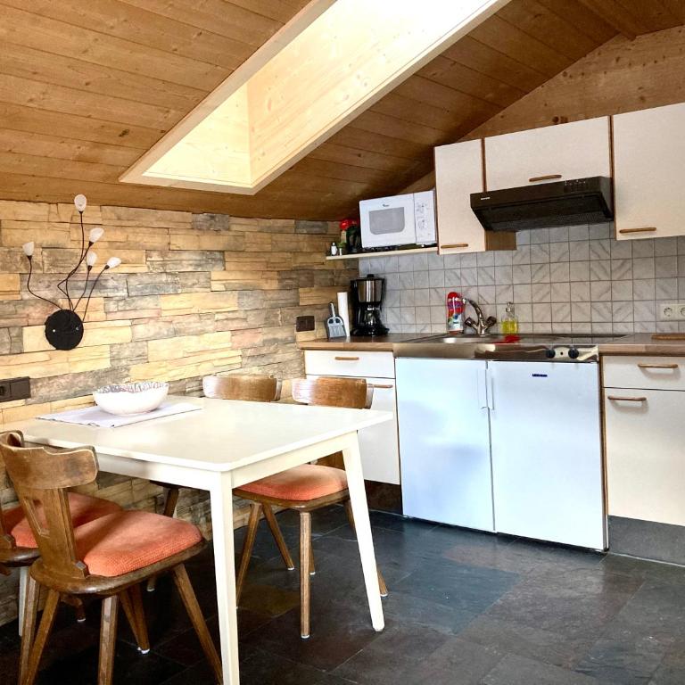 Haus Sonnleiten - Studio mit Bergblick - 2