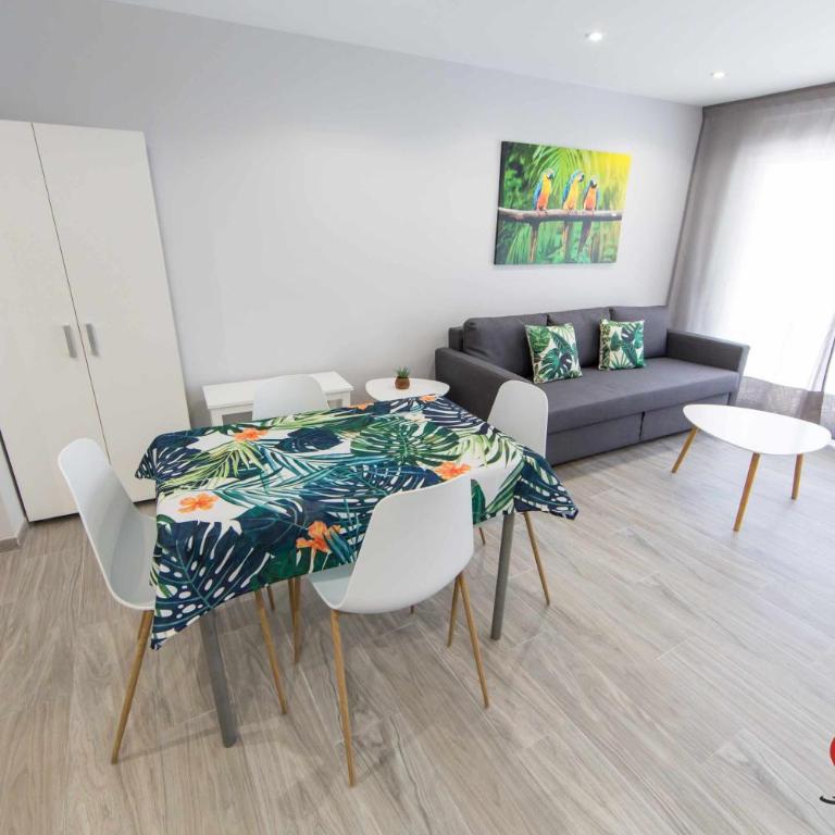 Roses Apartments Tropical Loft vista mar lateral - Loft - 12