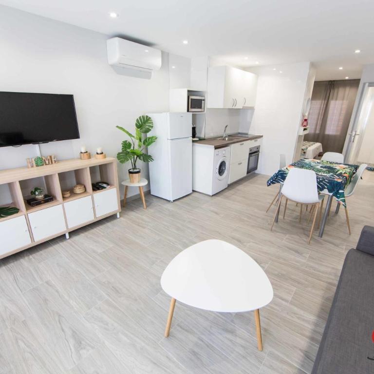 Roses Apartments Tropical Loft vista mar lateral - Loft - 15