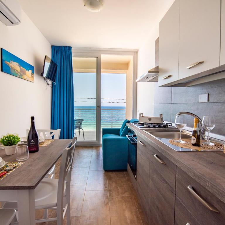 White Apartments & Spa - Appartamento con Vista Mare - 2