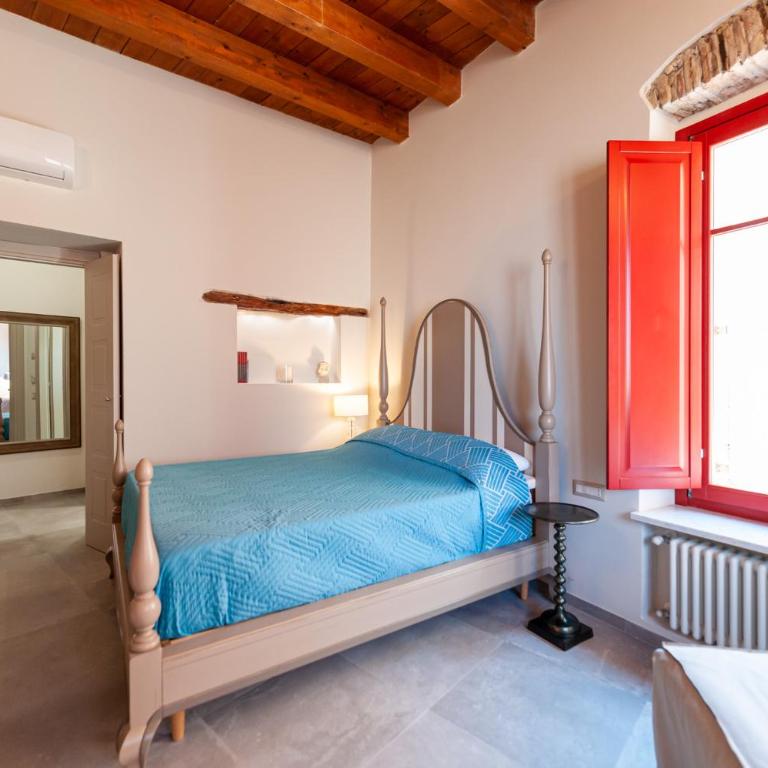 DOMO SOFIA - Double Room with Private Bathroom - 1