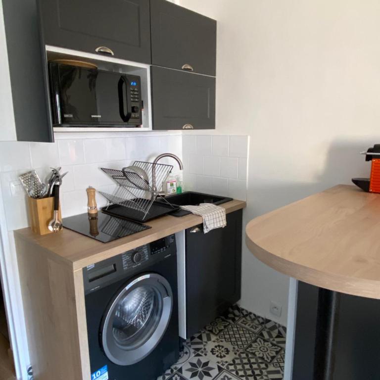 Studio 150 m de plage Golfe de Saint-Tropez - Studio with Sofa Bed - 8