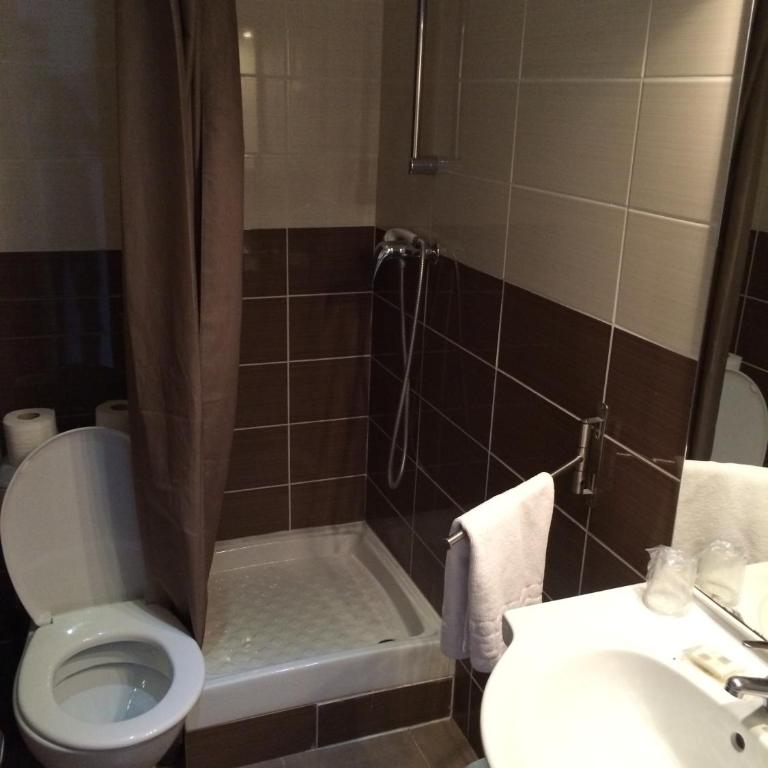 Hipotel Paris Voltaire Bastille - Chambre Triple - 4