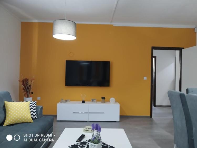Markaz Apartman Bihac - Apartment with Garden View - 21