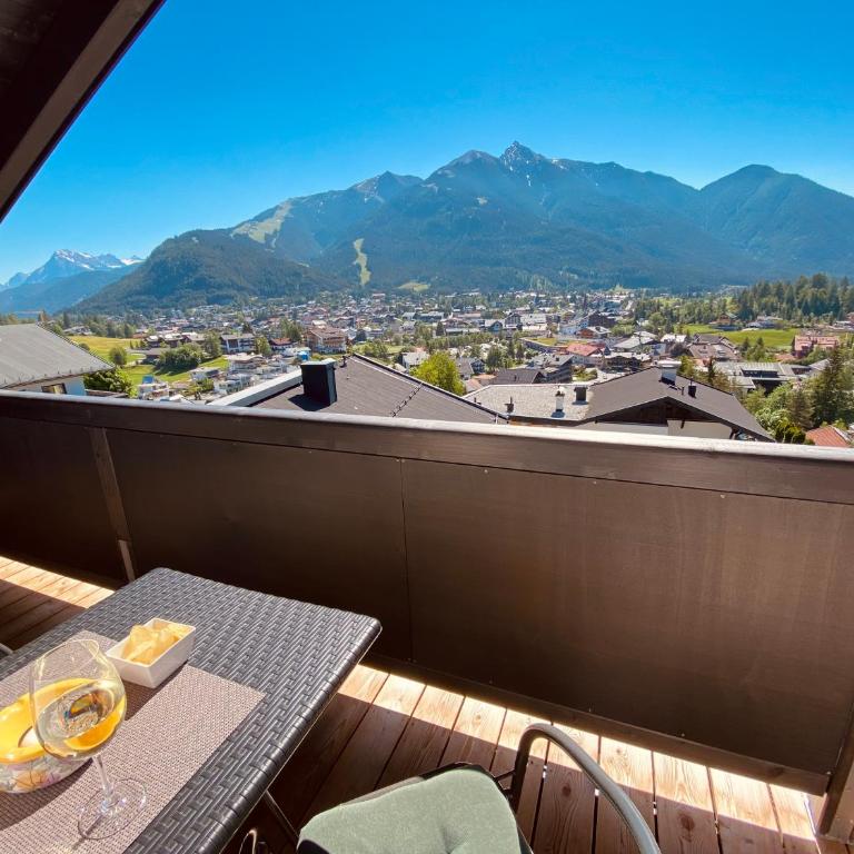 Mirador Apartments - Deluxe Dach-Apartment mit Balkon und Bergblick - 12